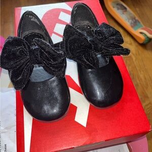 Zara Kids Black Bow Shoes sz 9